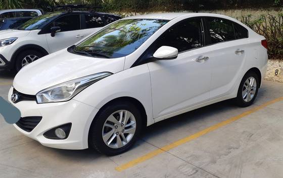 HYUNDAI HB20S 1.6 PREMIUM 16V FLEX 4P AUTOMÁTICO HYUNDAI HB20S 1.6 PREMIUM 16V FLEX 4P AUTOMÁTICO